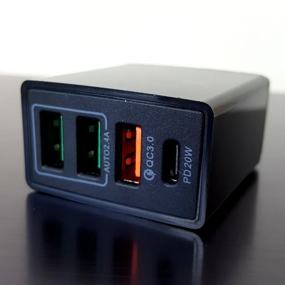 Fast PD Wall Charger 4 Ports Type C and USB A QC 3.0 Quick Charge